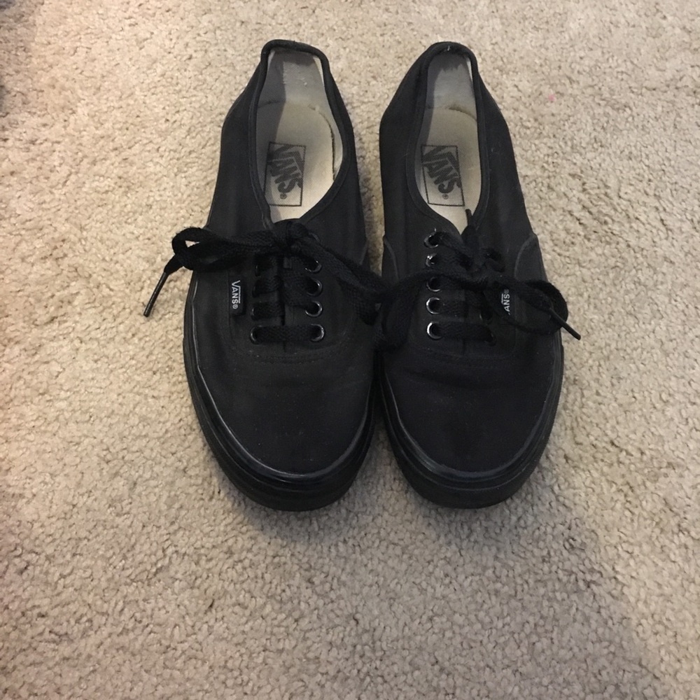 Black lace up vans